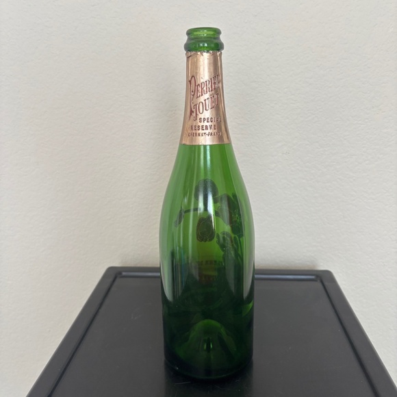 Perrier-Jouet Champagne Bottle Fleur De France Epernay 1971 Vintage Flowers - Picture 4 of 5